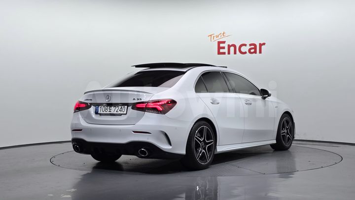 Mercedes Benz A Class 2021 — 2