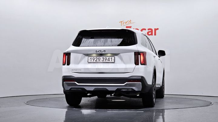 Kia Sorento 2025 — 4