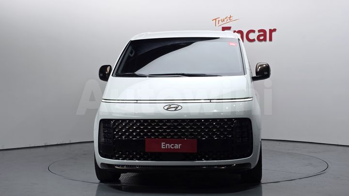 Hyundai Staria 2022 — 3