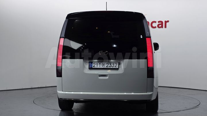 Hyundai Staria 2022 — 4
