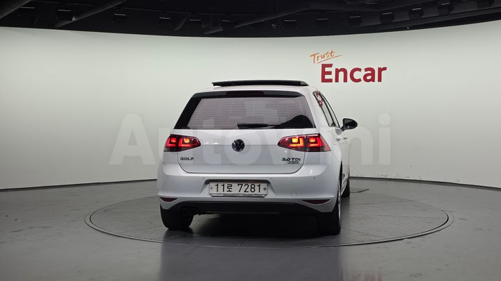 Volkswagen Golf 2015 — 4
