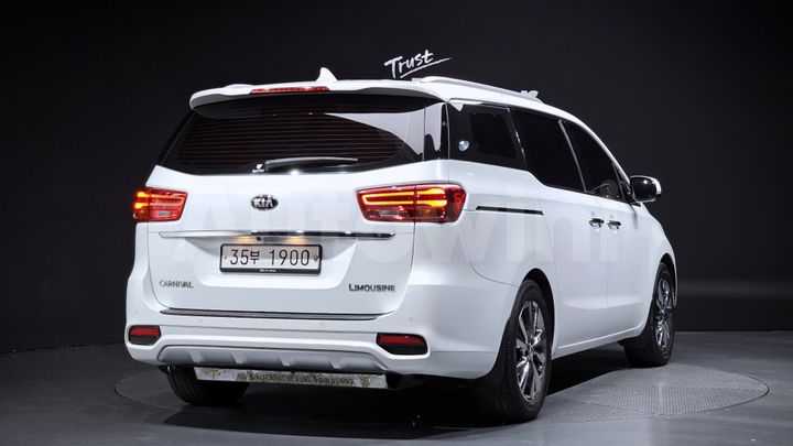 Kia Carnival 2019 — 2