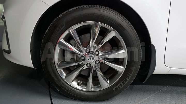 Kia Carnival 2019 — 5