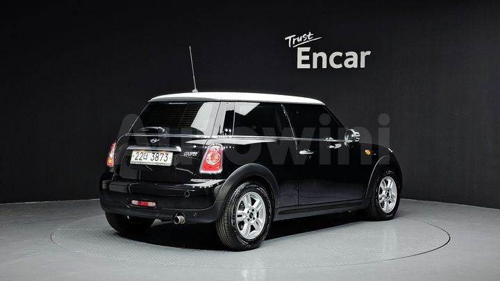 Mini Cooper 2013 — 2