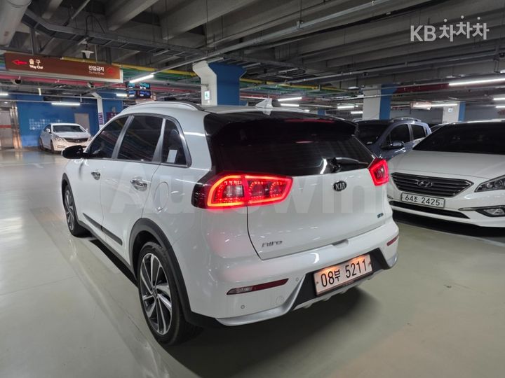 Kia Niro 2017 — 3