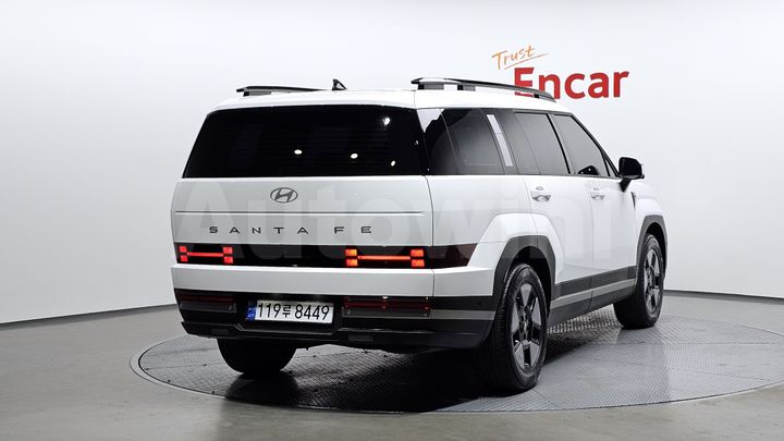 Hyundai SantaFe 2024 — 2