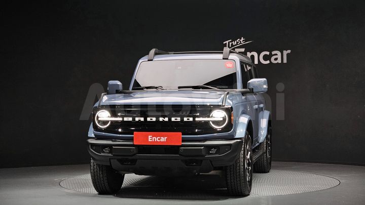 Ford Bronco 2023 — 3