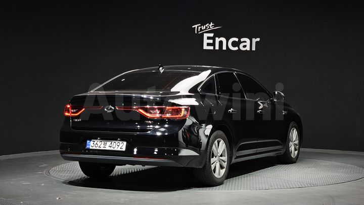 Renault SM6 2020 — 2