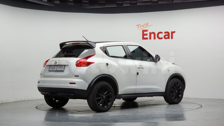 Nissan Juke 2014 — 2