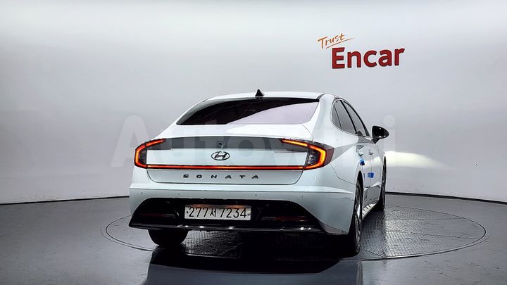 Hyundai Sonata 2022 — 4