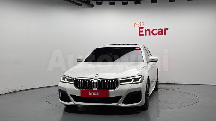 BMW 5 Series 2022 — 3
