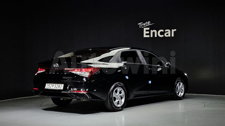 Hyundai Avante 2021 — 2