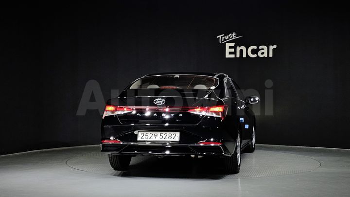Hyundai Avante 2021 — 4