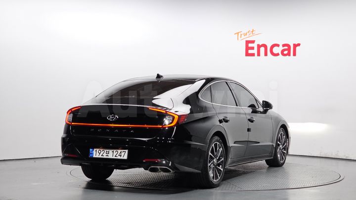 Hyundai Sonata 2023 — 2