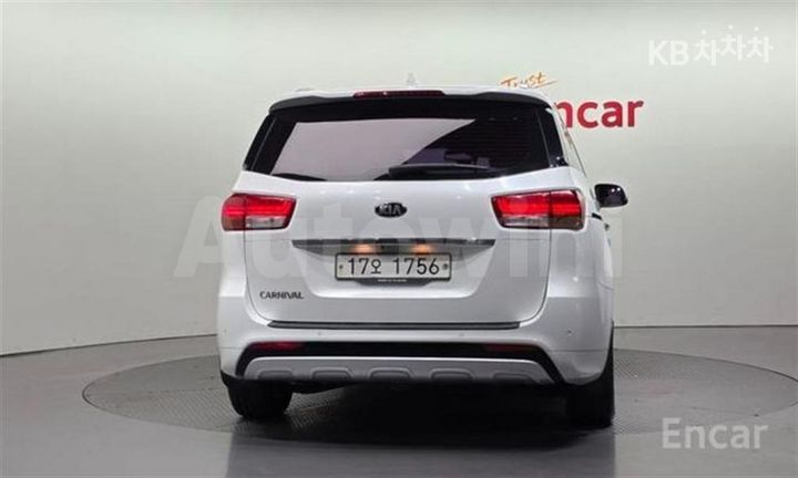 Kia Carnival 2018 — 4