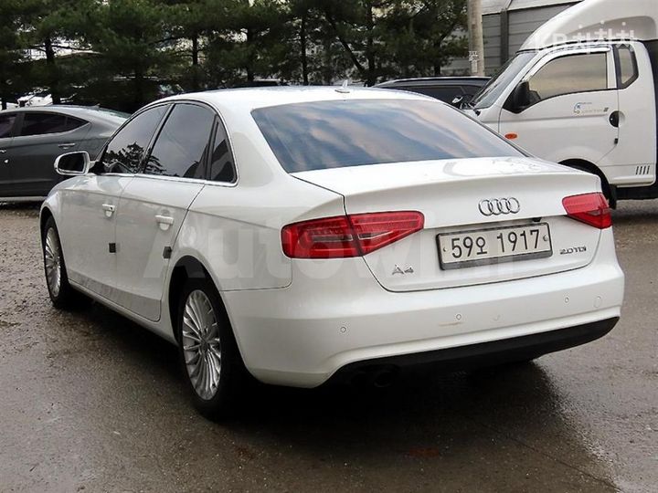 Audi A4 2013 — 3