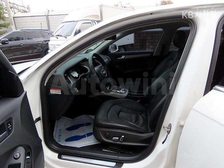 Audi A4 2013 — 5
