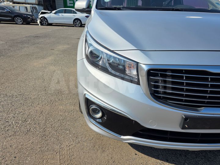 Kia Carnival 2015 — 3