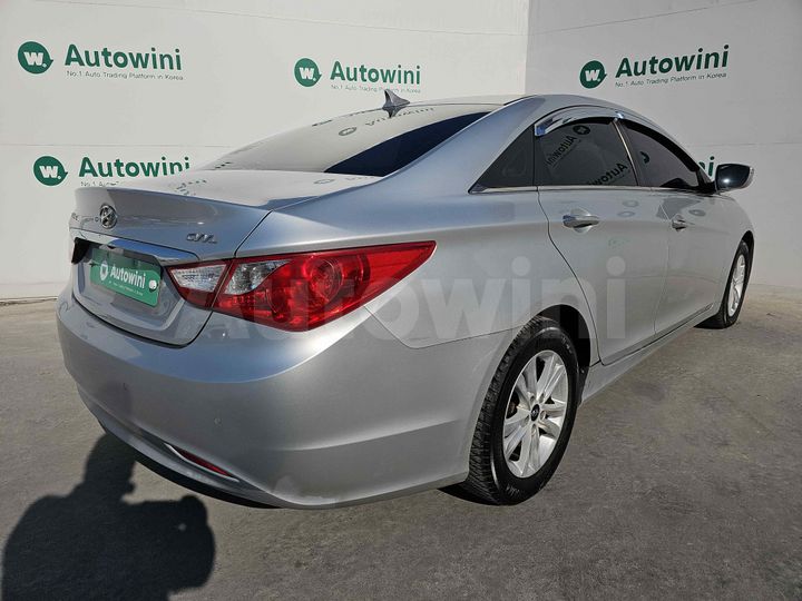 Hyundai Sonata 2012 — 5