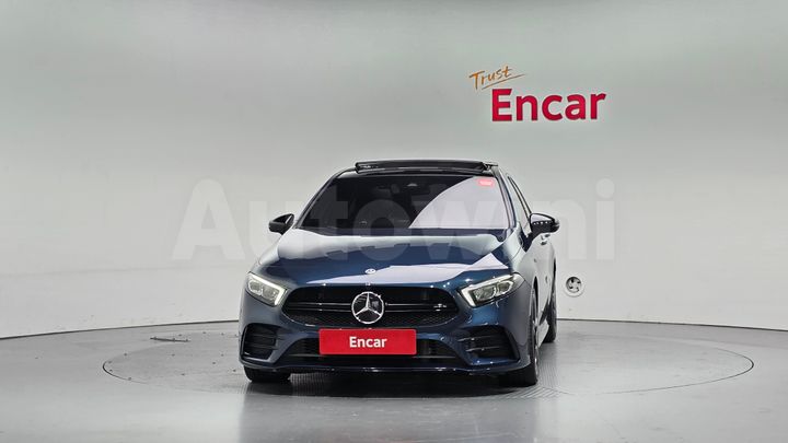 Mercedes Benz A Class 2023 — 3
