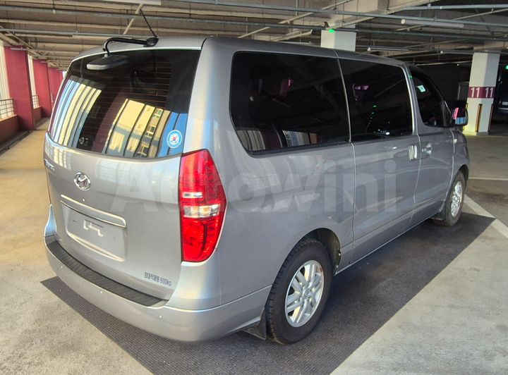 Hyundai Starex 2018 — 5