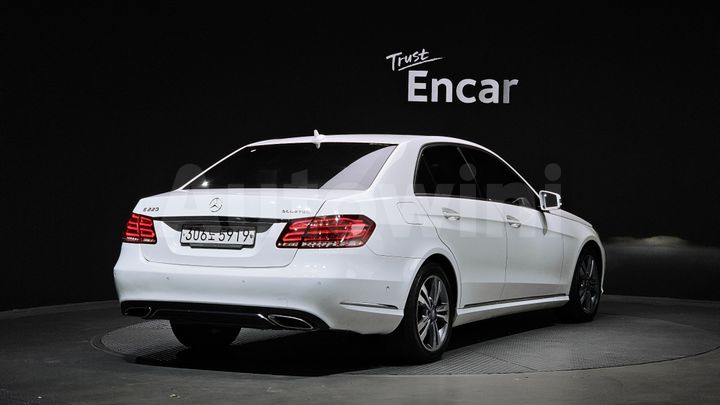 Mercedes-Benz E Class 2016 — 2