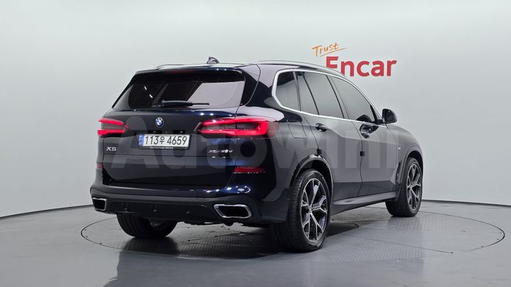 BMW X5 2022 — 2