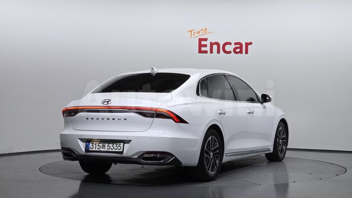 Hyundai Grandeur 2021 — 2
