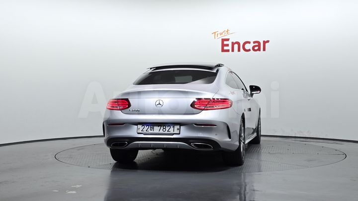 Mercedes-Benz C Class 2016 — 4