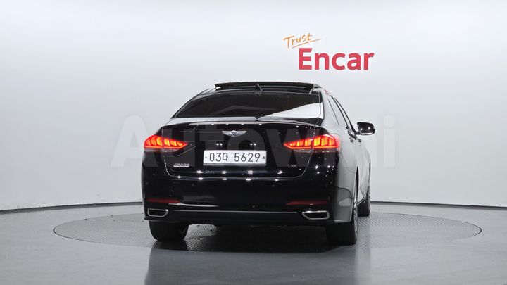 Hyundai Genesis 2016 — 4