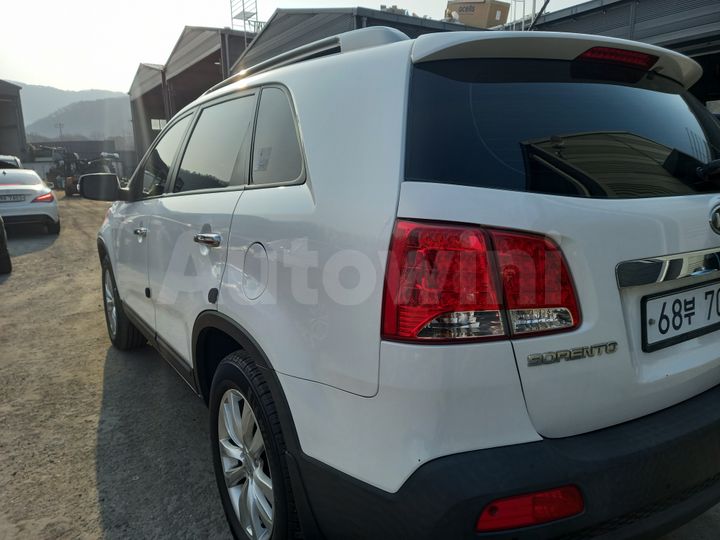 Kia Sorento 2011 — 5