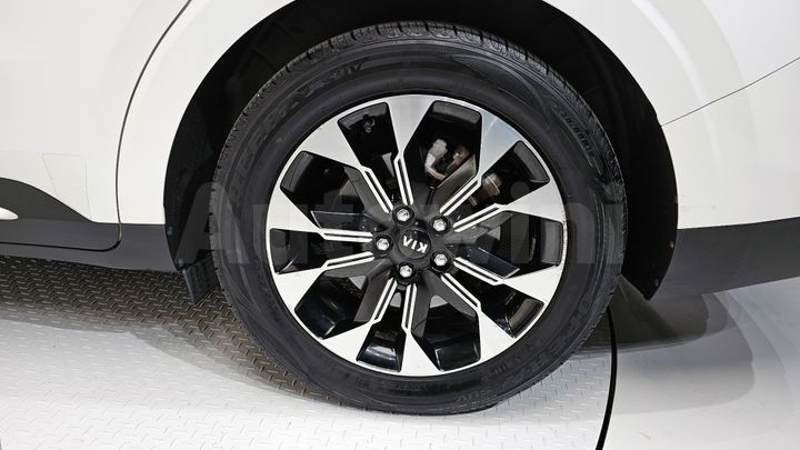 Kia Carnival 2021 — 5