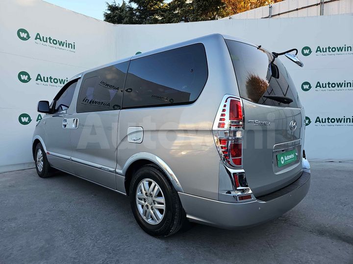 Hyundai Starex 2017 — 3