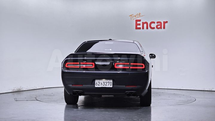 Dodge Challenger 2018 — 4