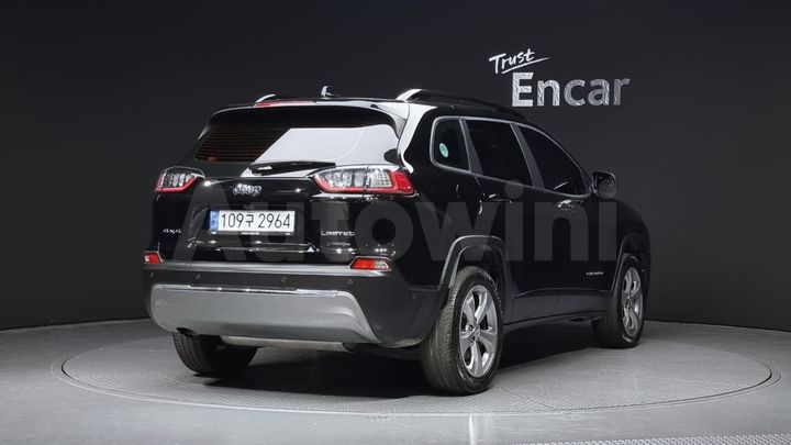 Jeep Cherokee 2022 — 2
