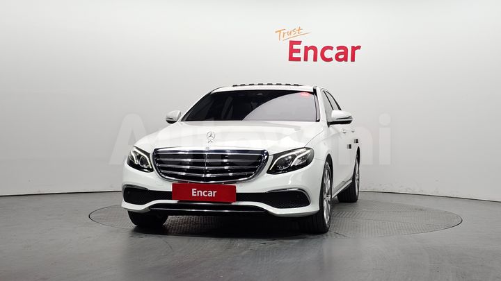 Mercedes Benz E Class 2019 — 3