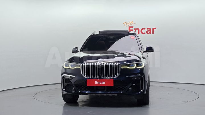 BMW X7 2021 — 3