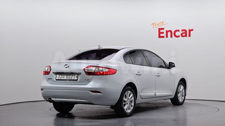 Renault SM3 2016 — 2