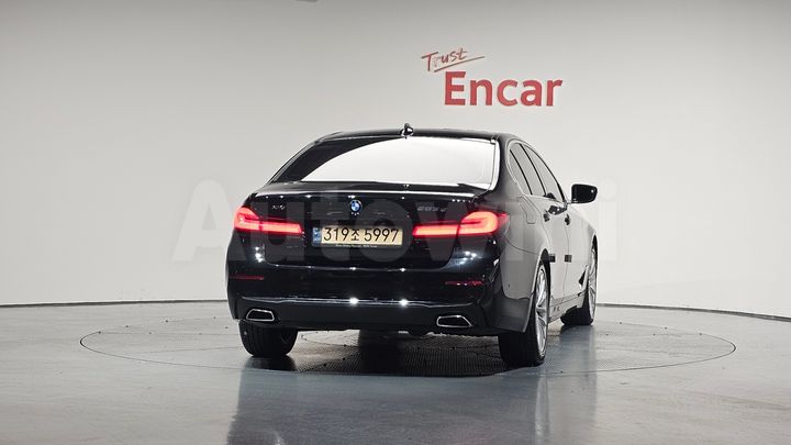 BMW 5 Series 2021 — 4