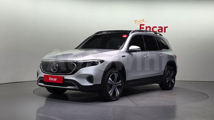 Mercedes Benz EQB