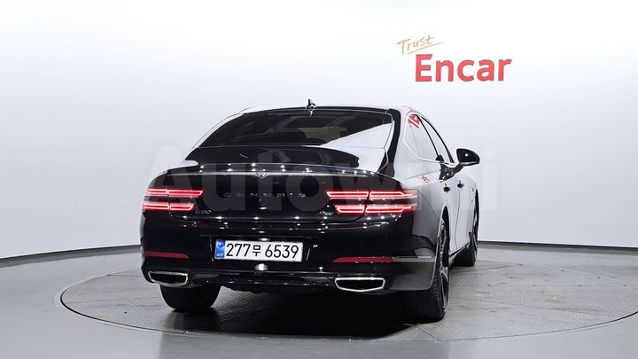 Genesis G80 2022 — 4