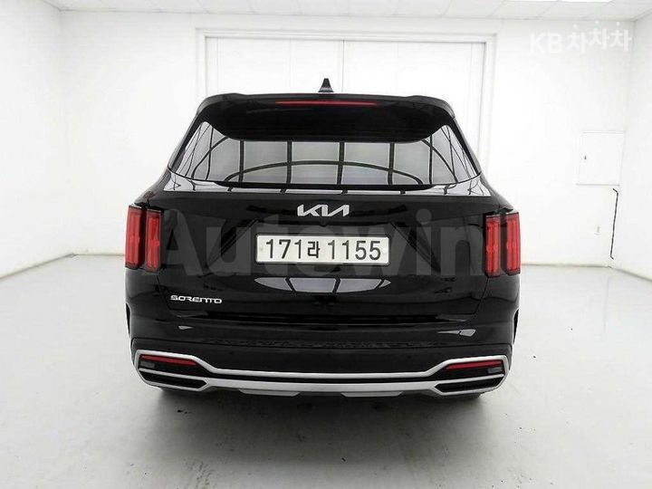 Kia Sorento 2023 — 3