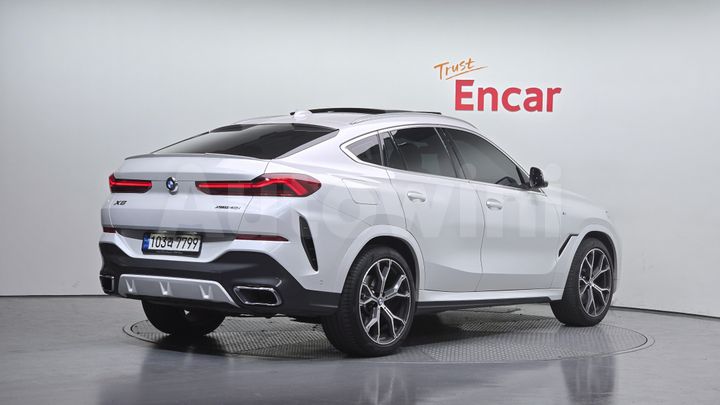 BMW X6 2022 — 2