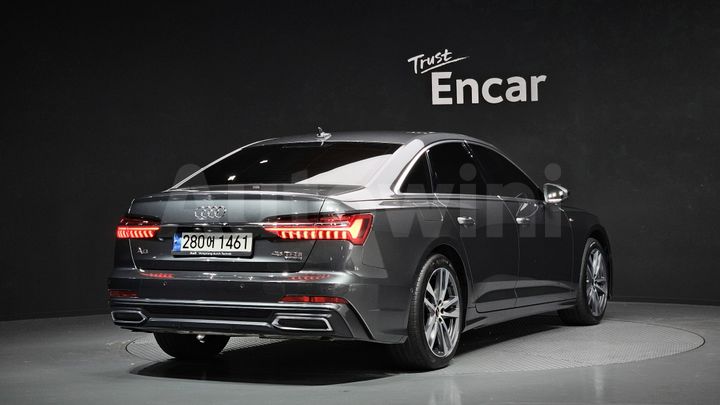 Audi A6 2022 — 2