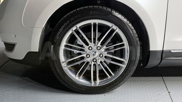 Lincoln MKT