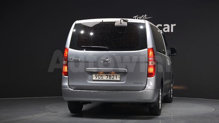 Hyundai Starex 2015 — 4
