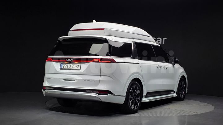 Kia Carnival 2023 — 2