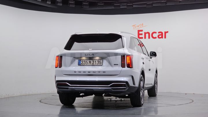 Kia Sorento 2022 — 4