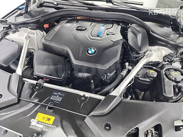 BMW 5 Series 2021 — 5