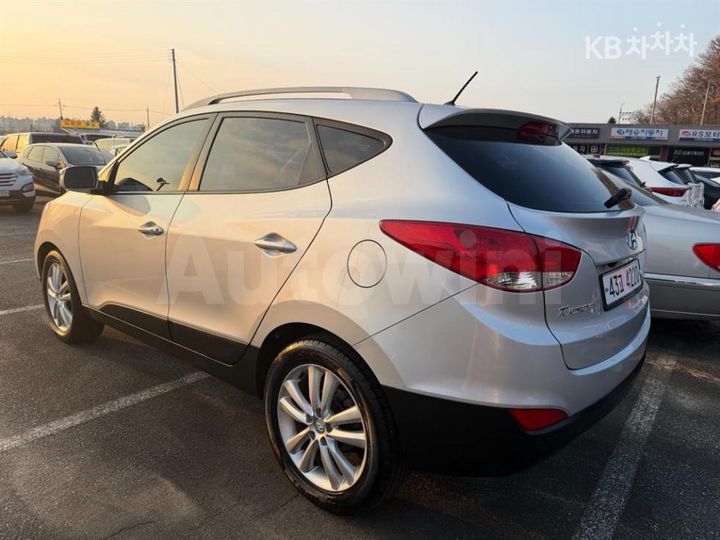 Hyundai Tucson 2013 — 2